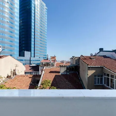Spacious Modern 4-bed2bath Oasis! #370 Lejlighed