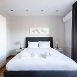 شقة Spacious Modern 4-bed2bath Oasis! #370 اسطنبول
