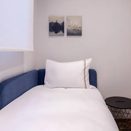 Lejlighed Spacious Modern 4-bed2bath Oasis! #370